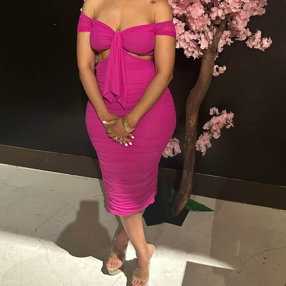 Fashion Nova Pink Off-Shoulder Midi Dress